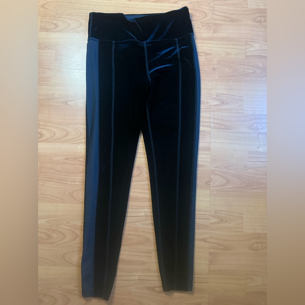 ALALA Velvet Velour Leggings Womens M Black High Waist Stretch Luxury